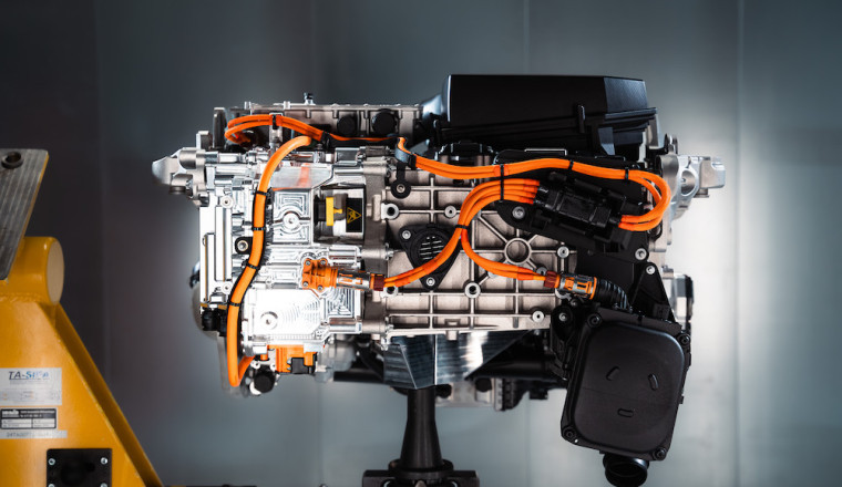 BMW Powers Up: Next-Gen Hydrogen Fuel Cell Systems Set for 2028 Production at Steyr