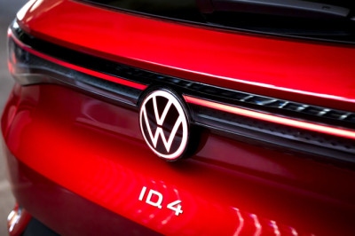 Sales Collapse Forces VW To Slash Production Of Its Model Y Rival