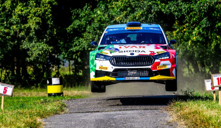 Who’s fighting for the ERC title?