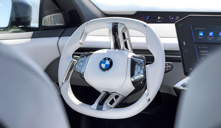 BMW’s iDrive Knob Killed Off for Haptic Controls and a Wall-to-Wall Screen
