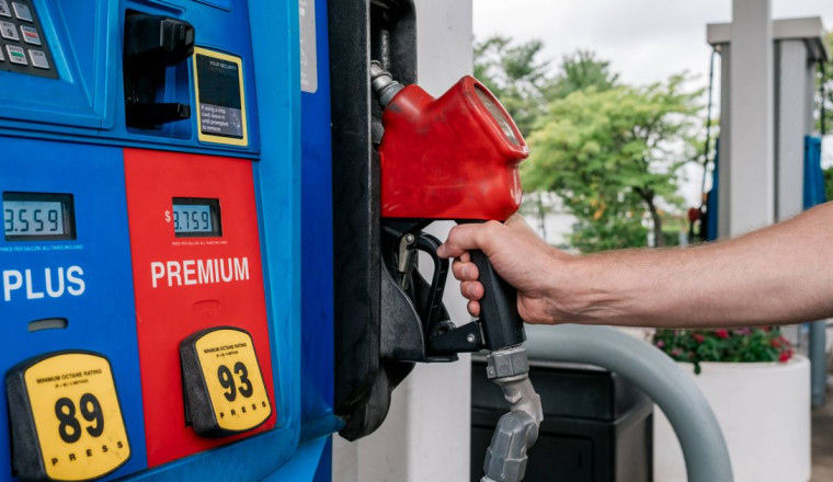 Driving instructor urges motorists to make five changes to avoid wasting car fuel