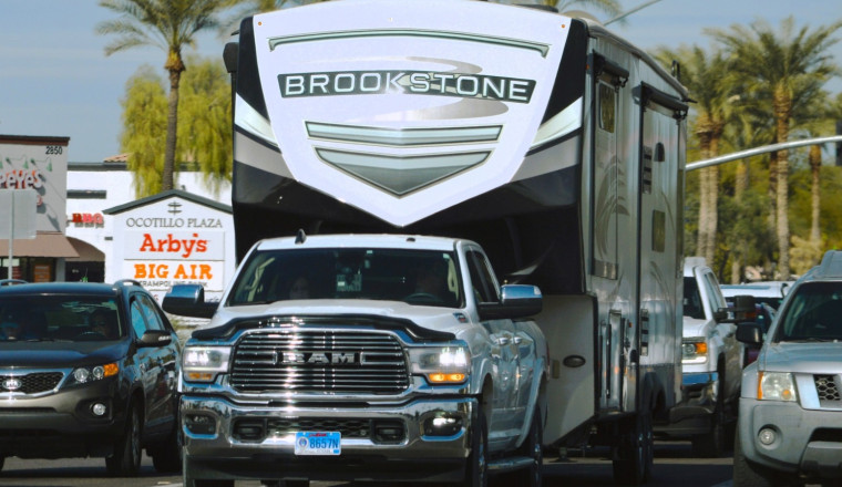 5th Wheel Or Gooseneck Trailer? Pros, Cons, And How To Choose