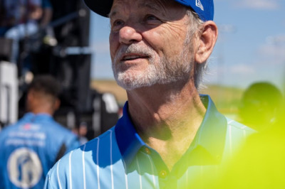 Bill Murray delivers epic “Drivers, Start Your Engines!” in NASCAR race (Video)