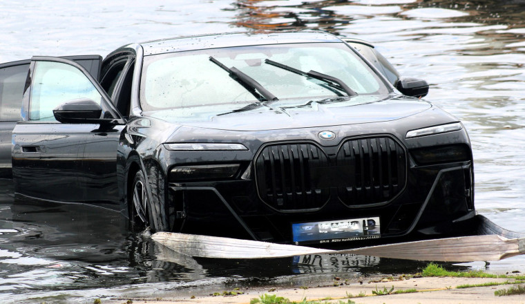 BMW Tries Jet Ski Drop-Off, Ends Up Dropping Into The Water Itself