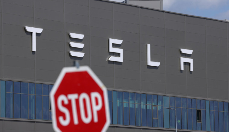 Even Tesla Isn't Buying Ads On X Anymore