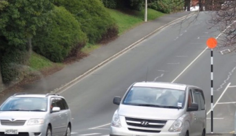How do mobile speed camera vehicle operate in New Zealand?
