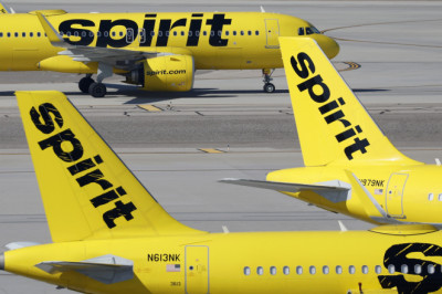 United Airlines Is Trolling Spirit About Going Out Of Business