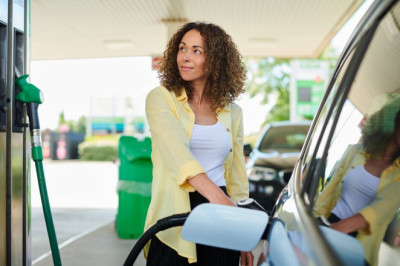 'I'm a car expert and even experienced drivers don't know these five petrol station rules'