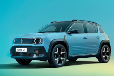Competition: Win two nights in Paris courtesy of Renault