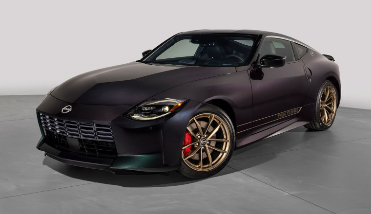 The Nissan Z Just Got The GT-R’s Greatest-Ever Colour
