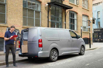 Two in five van drivers face regular abuse from other motorists, survey reveals