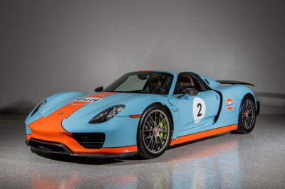 FOR SALE: 2015 Porsche 918 'Weissach' Spyder