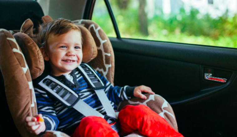 'I'm a car seat expert and this is really when your child should move to forward-facing'