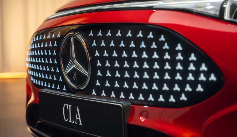 'There Is No Truth to This:' Mercedes Won't Use BMW Engines After All