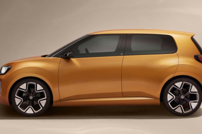 Volkswagen Boss Criticizes Pop-Out Door Handles: 'Terrible to Operate'