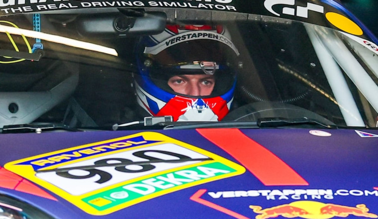 Verstappen gets his Nordschleife permit despite rules complication