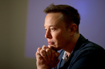 Elon Musk Pumps Tesla Stock With $1B Infusion: TDS