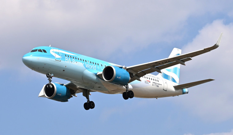 Toxic Fume Leaks On Planes Making Both Passengers And Crew Horribly Sick