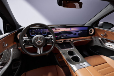 Mercedes Boss Admits “Buttons Are Better,” and Will Bring Them Back: TDS