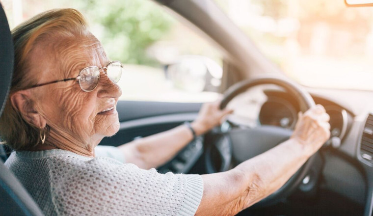 Older drivers warned over car insurance ‘increase’ at this age