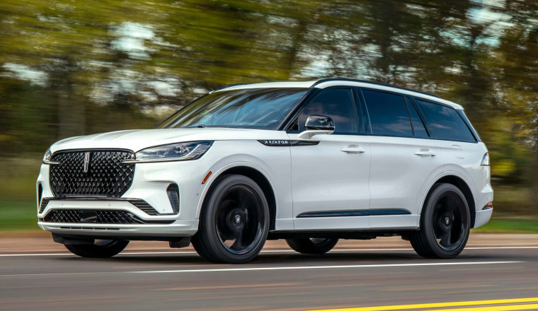 Lincoln Could Get Another Three-Row Crossover. And It Might Be Hybrid