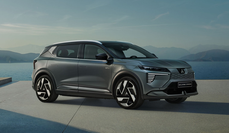 New Mitsubishi Eclipse Cross revealed as rebadged Scenic