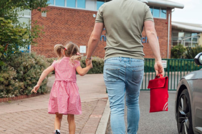 Parents warned about fines of up to £80 for common mistake at school gates