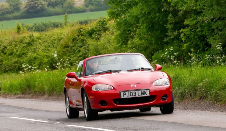 'I’m a car expert - this is the one car I’d buy for under £5k'