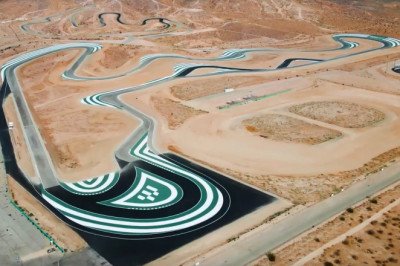 Willow Springs Shows off Renovated Streets of Willow and Go-Kart Track