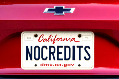 California Won’t Replace $7,500 EV Tax Credit as Newsom Accuses GM of Selling Out