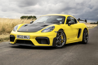 The Next Porsche 718 Will Get Petrol Engines After All