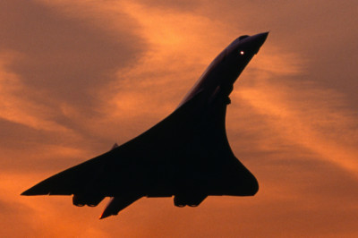 These Are The Only Planes Fast Enough To Outrun The Earth's Rotation