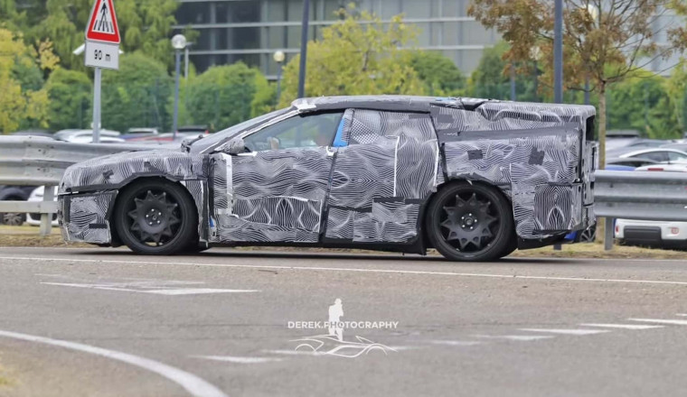The Electric Ferrari Looks Hilarious With Fake Body Panels