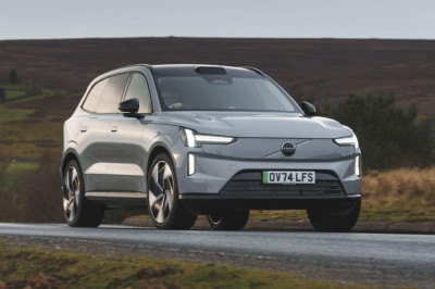 Volvo EX90 finally gains key safety systems in major upgrade