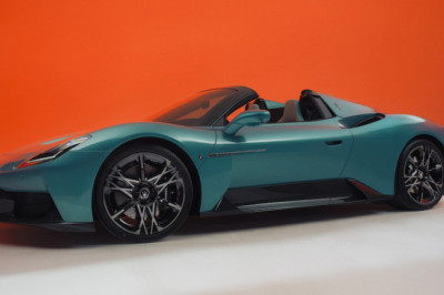 Maserati’s new super sports car MCPURA — coupé and cabrio Cielo — steals the show at Turin