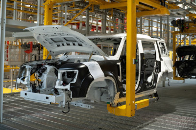 Good news! JLR begins restart of 'digital estate'
