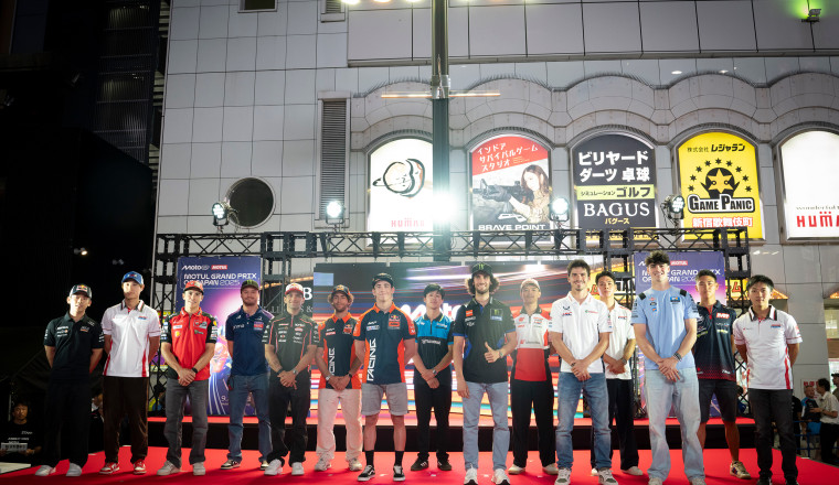 Hello Tokyo! MotoGP™ takes to the stage in Shinjuku