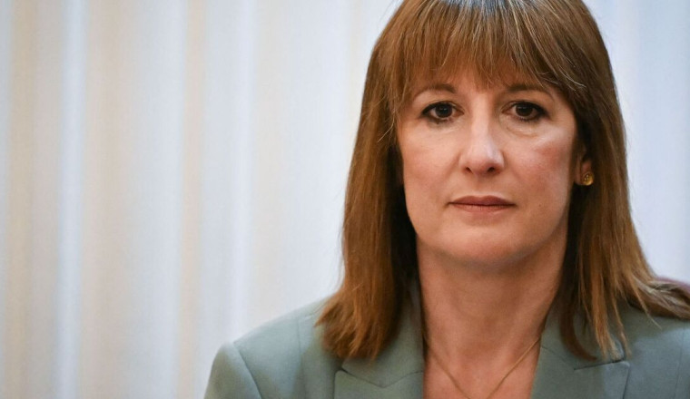 Rachel Reeves told to change 15-year-old driving rule in blow to UK motorists