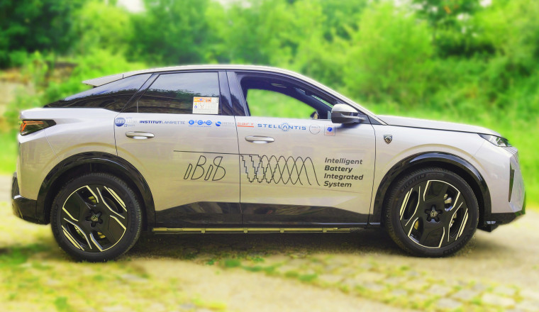 Stellantis Finds Clever Way To Make EV Batteries Charge Faster And Run Longer