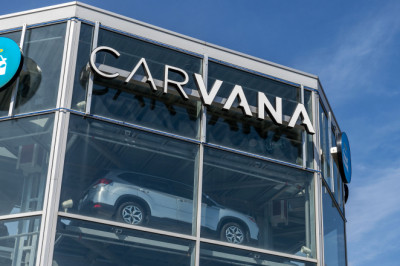 Carvana Is Slowly Becoming a Chrysler-Dodge-Jeep-Ram Chain for Some Reason