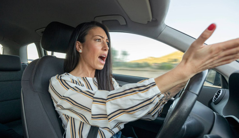 Experts urge drivers to make simple air con change now or risk hefty fines