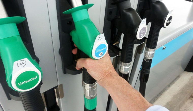 Petrol and diesel drivers urged to avoid filling up cars on Friday and Saturday