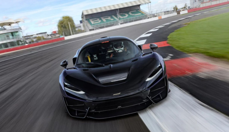 Watch the McLaren W1 testing at Silverstone