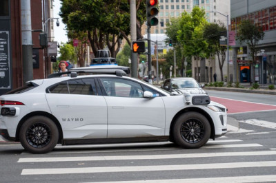 Driverless car avoids ticket for illegal U-turn as police ‘can’t fine a robot’