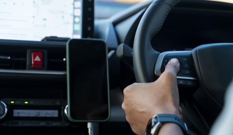 How Does Cruise Control Work With Manual Transmissions?