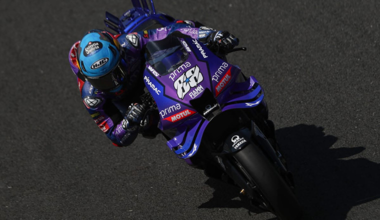 Oliveira gets BMW Superbike ride after his MotoGP ousting