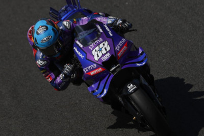 Oliveira gets BMW Superbike ride after his MotoGP ousting