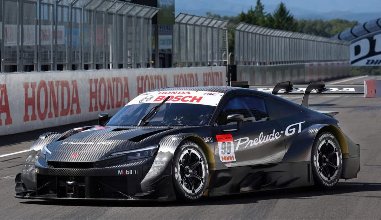 The Honda Prelude Looks Sick as a 650-HP Super GT Race Car