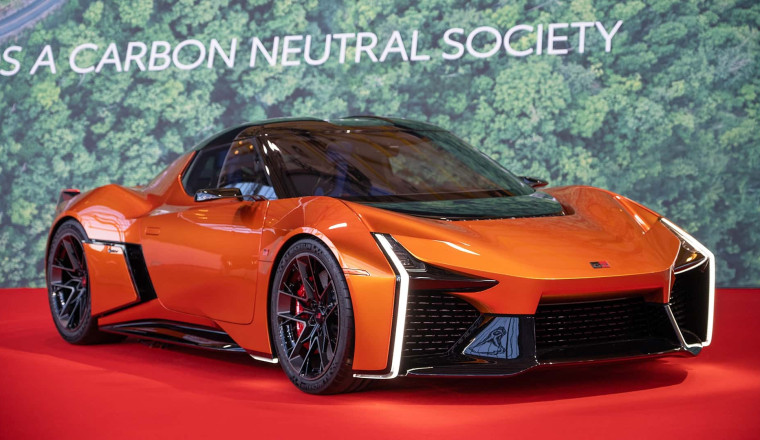 Toyota Planning a New Sports Car Without Anyone's Help