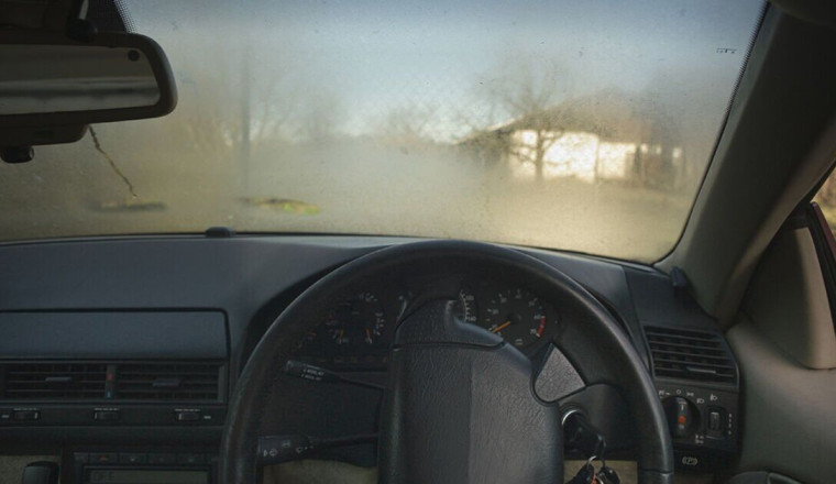 Car drivers swear by £10 gadget that 'stops window condensation' in cold weather